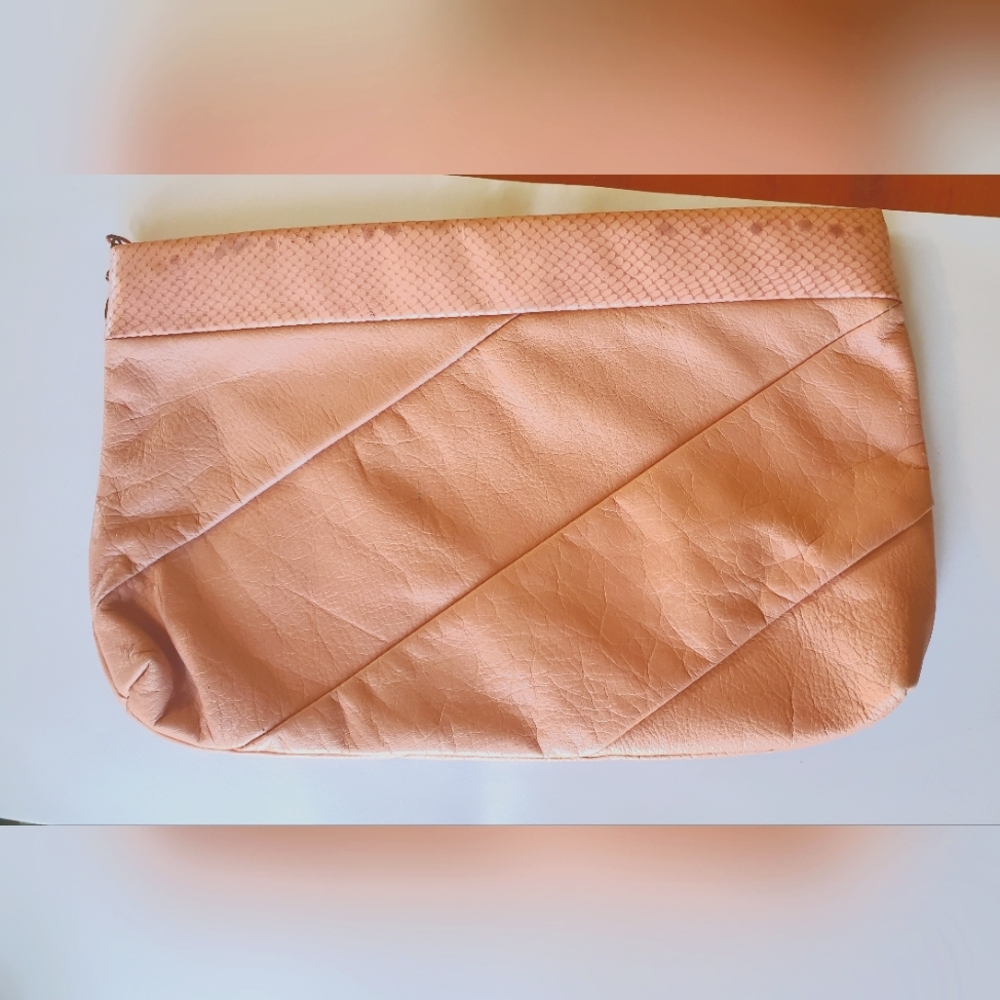 Vintage Genuine leather pink Clutch